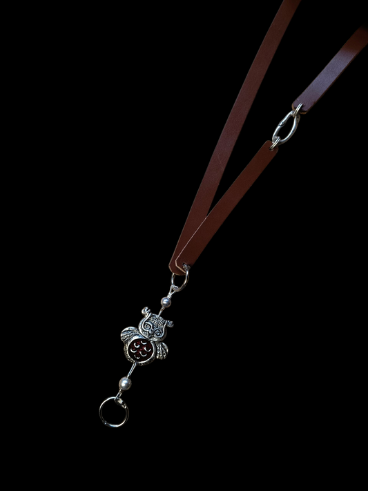 Bagoly vállra akasztható valódi bőr telefontartó