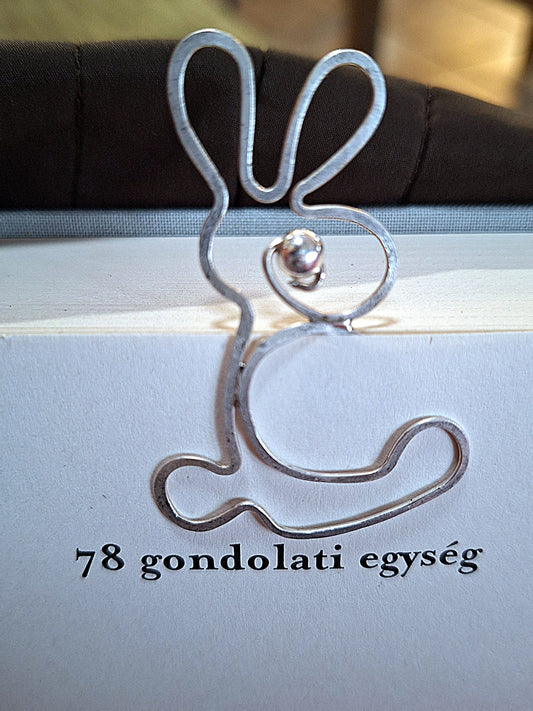 Kovácsolt nyuszi könyvjelző