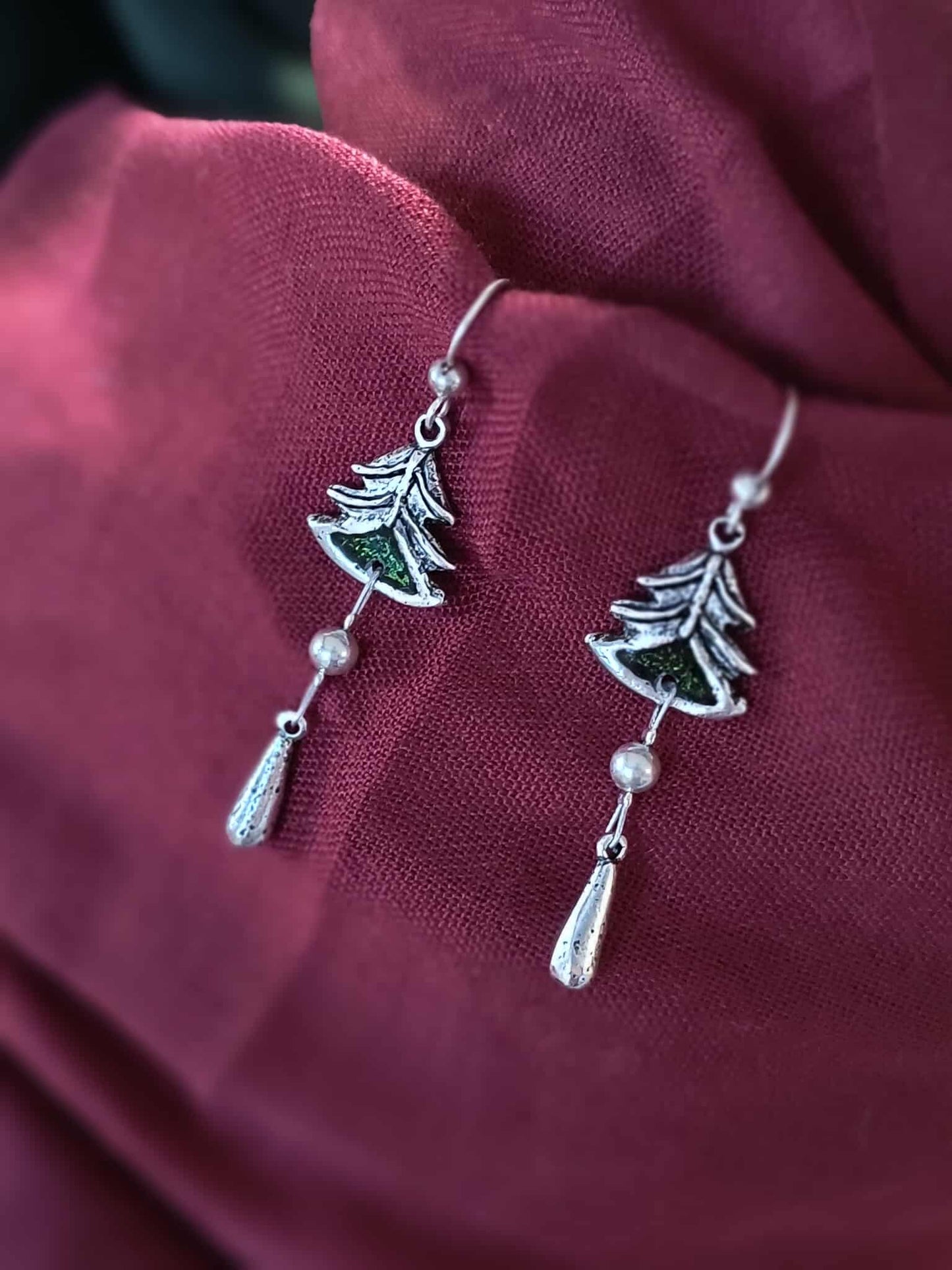 Fityegős kis fenyő fülbevaló