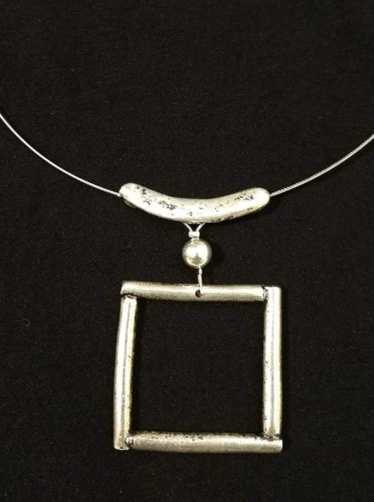 Nagy négyzet nyaklánc