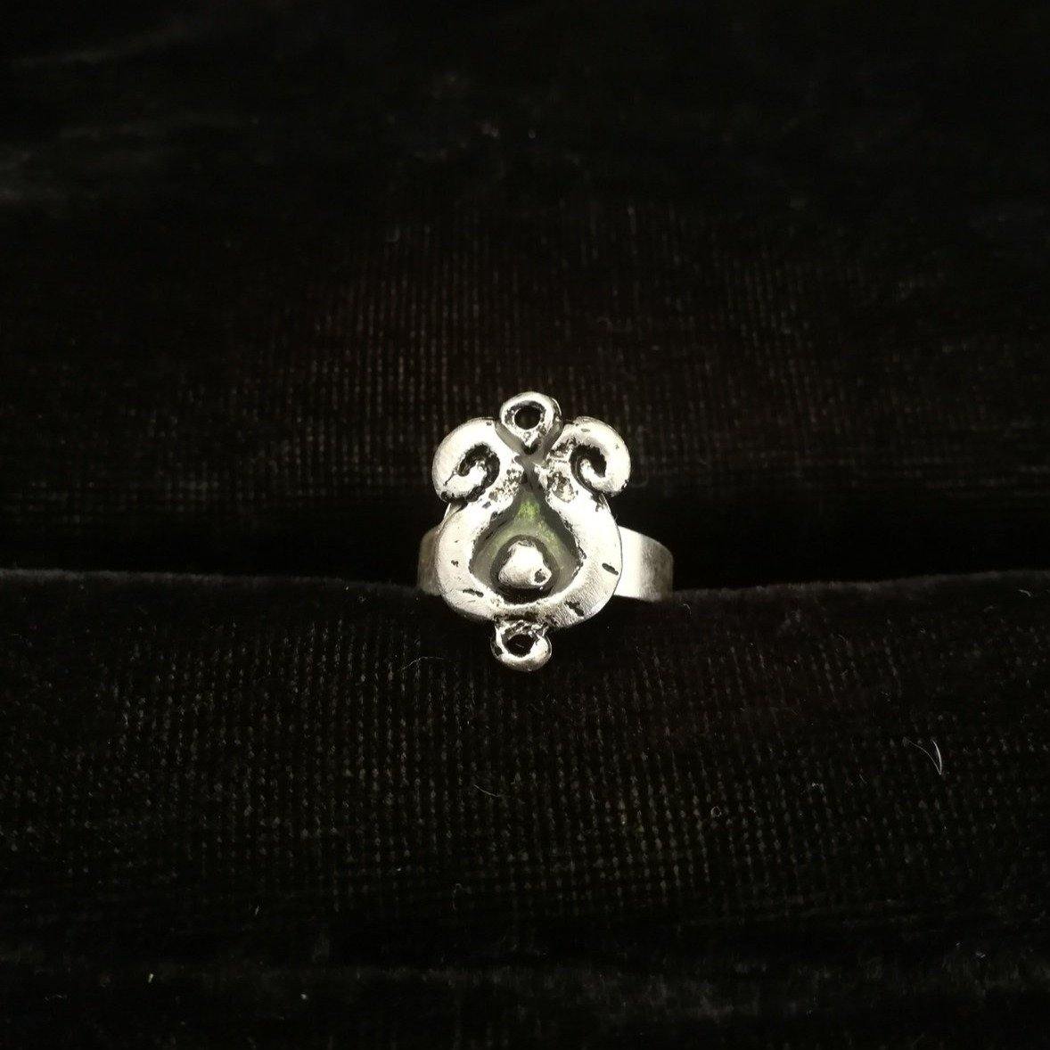 Csavart tulipán gyűrű - Orsiékszer