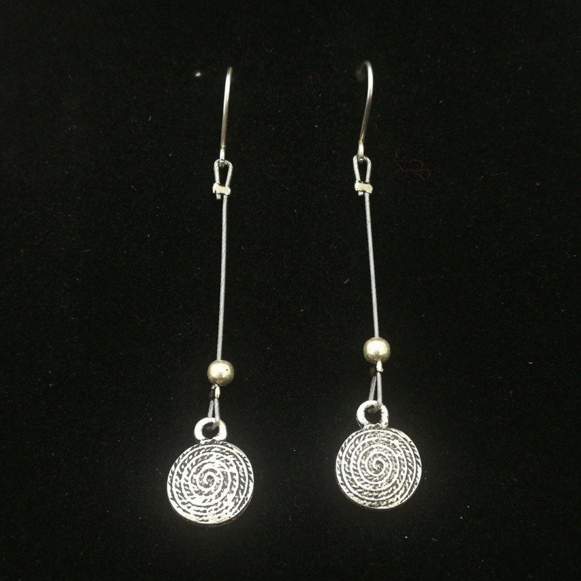 Hosszú ezüst körspirál fülbevaló - Orsiékszer