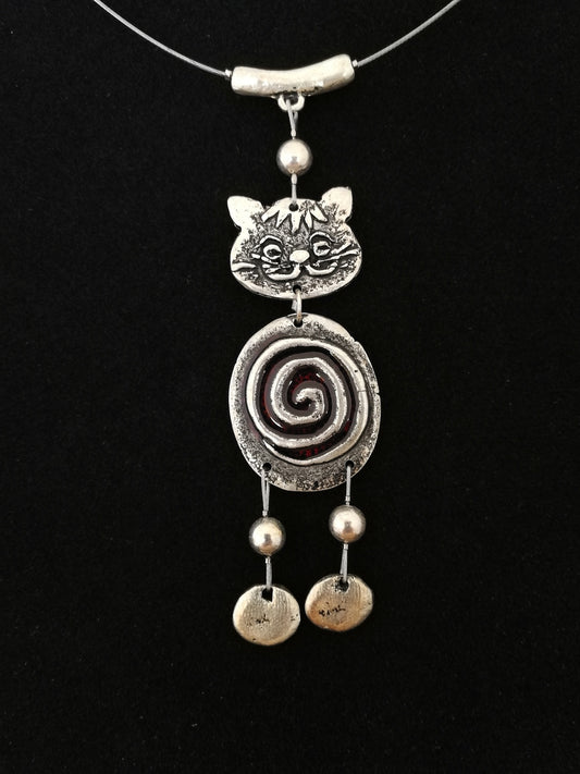 Rövid piros hasú dagi cica nyaklánc