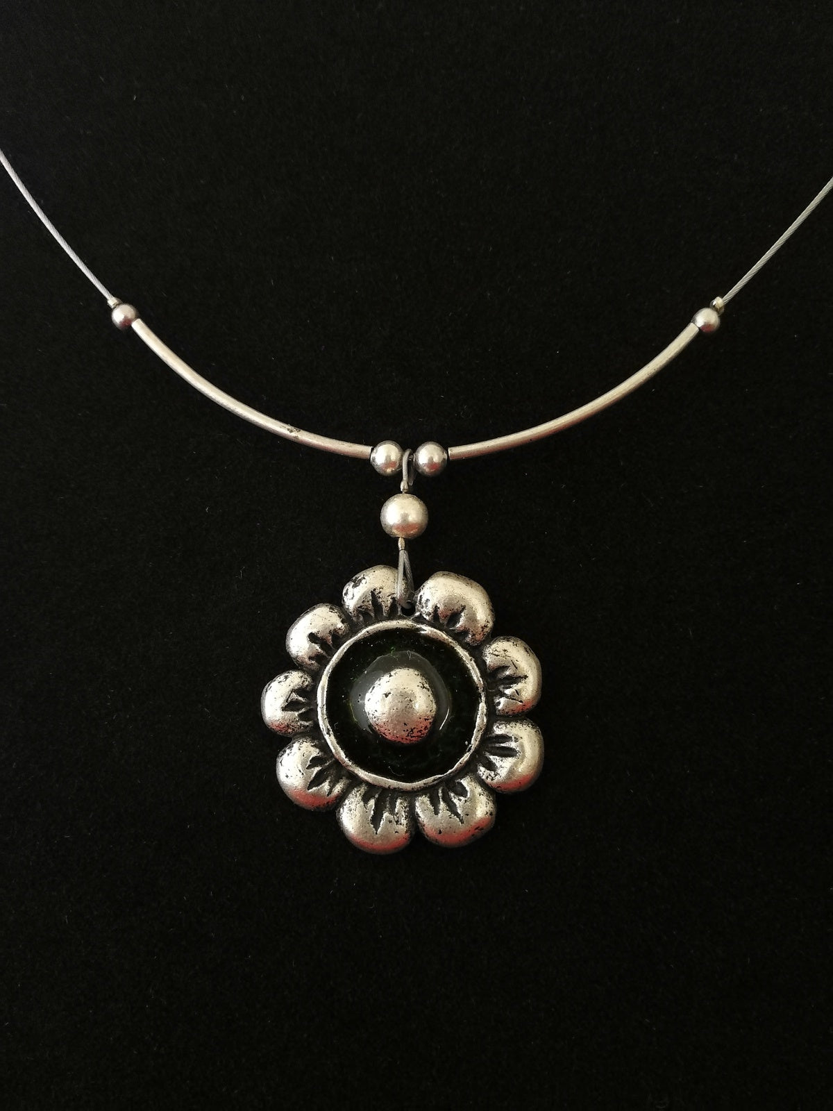 Daisy necklace