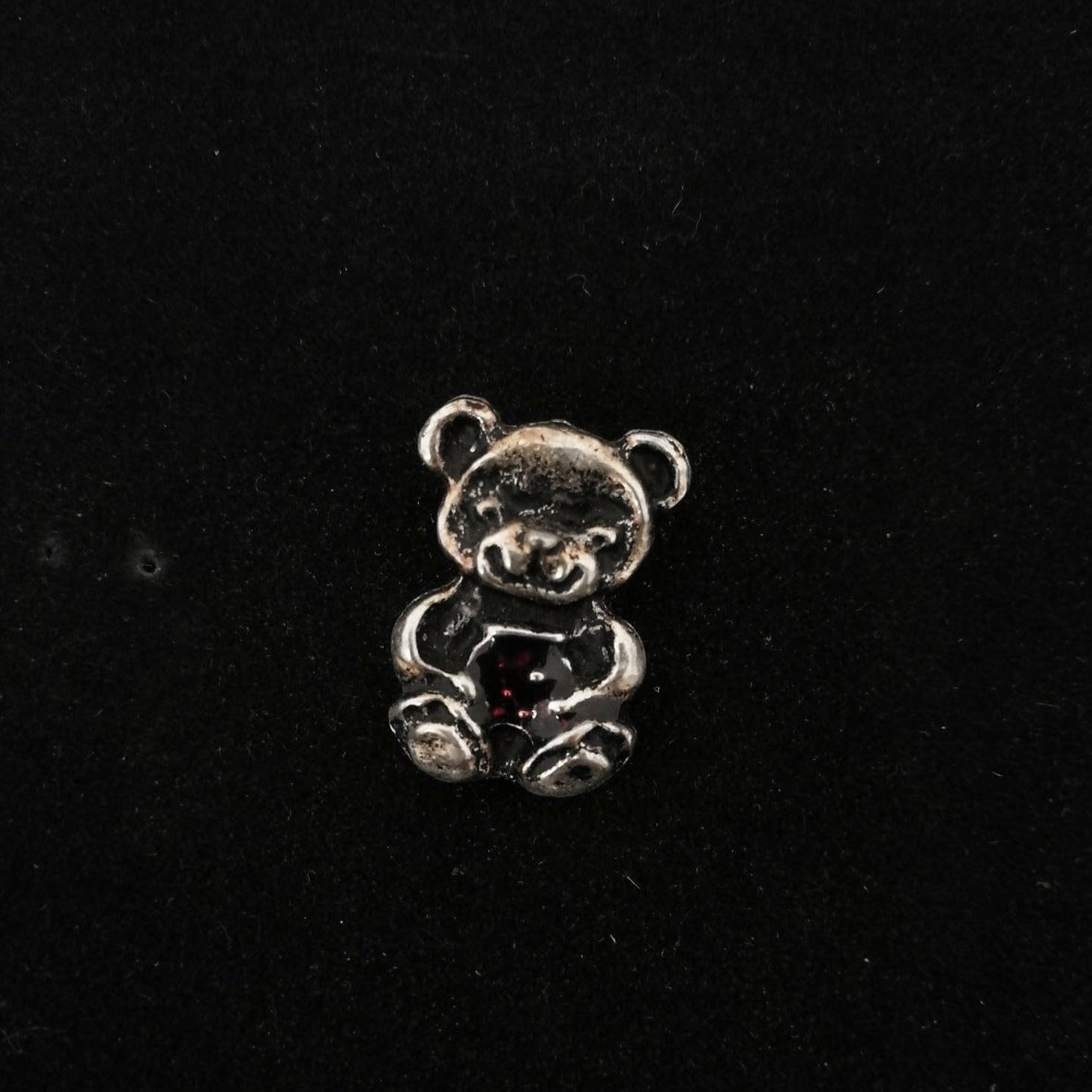 Mézes maci kitűző