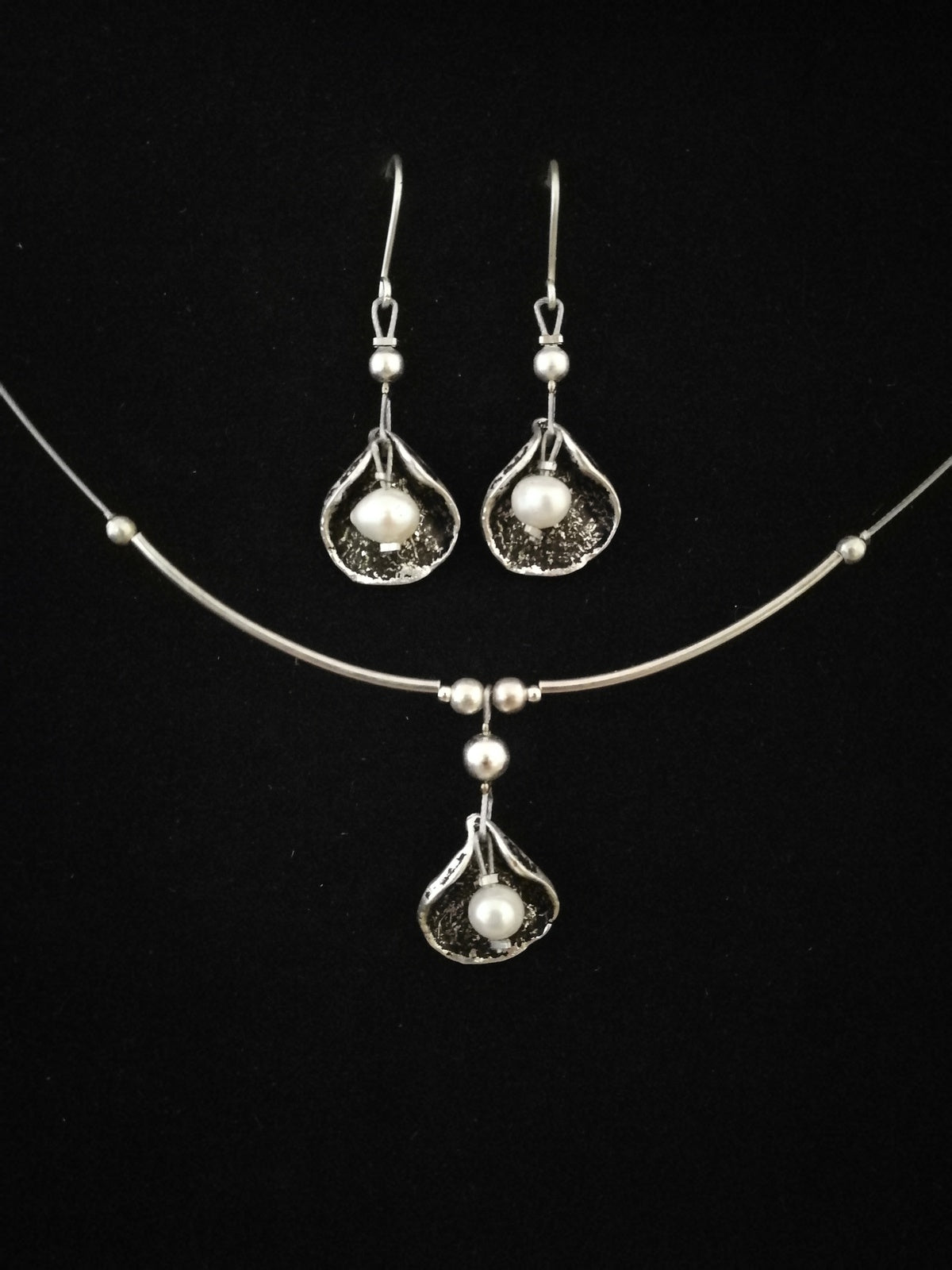 Kis gyöngyös kála kollekció