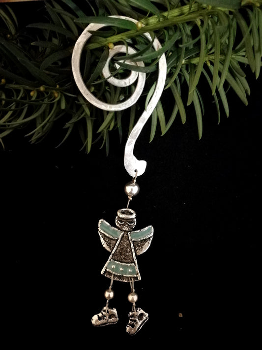 Siető angyal karácsonyfadísz