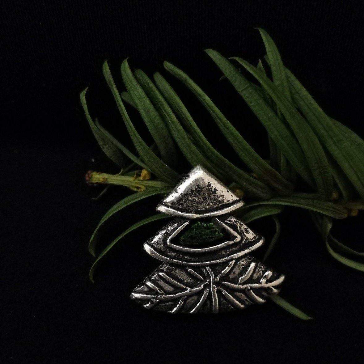 Fenyőfa kitűző - Orsiékszer