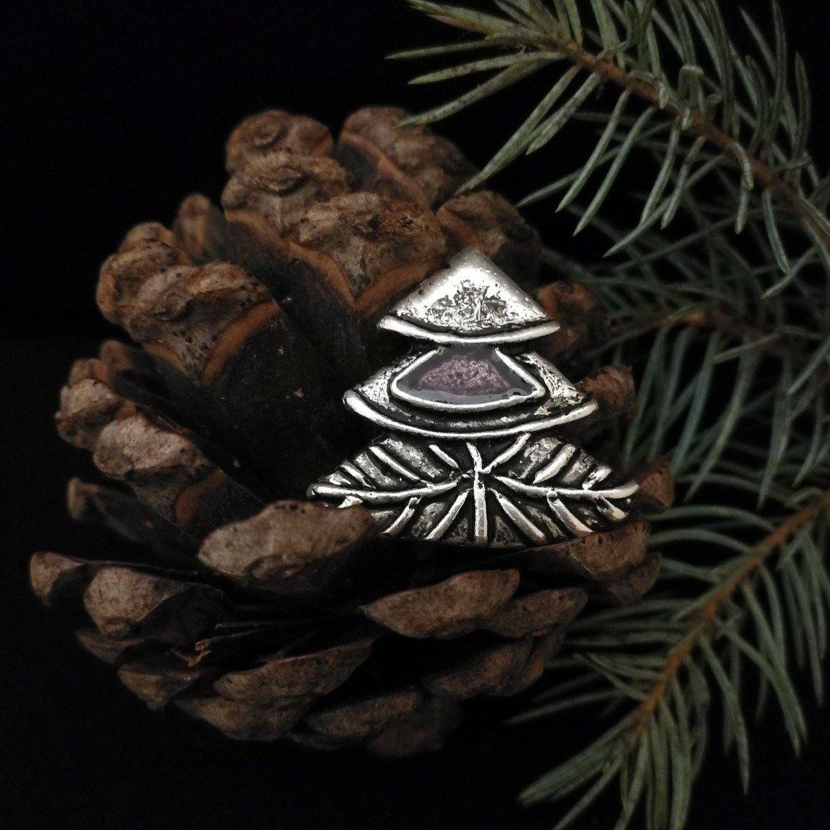 Fenyőfa kitűző - Orsiékszer