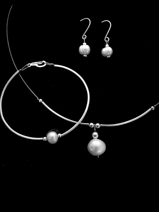 Gyöngyök egyszerűen kollekció karkötővel - Orsiékszer