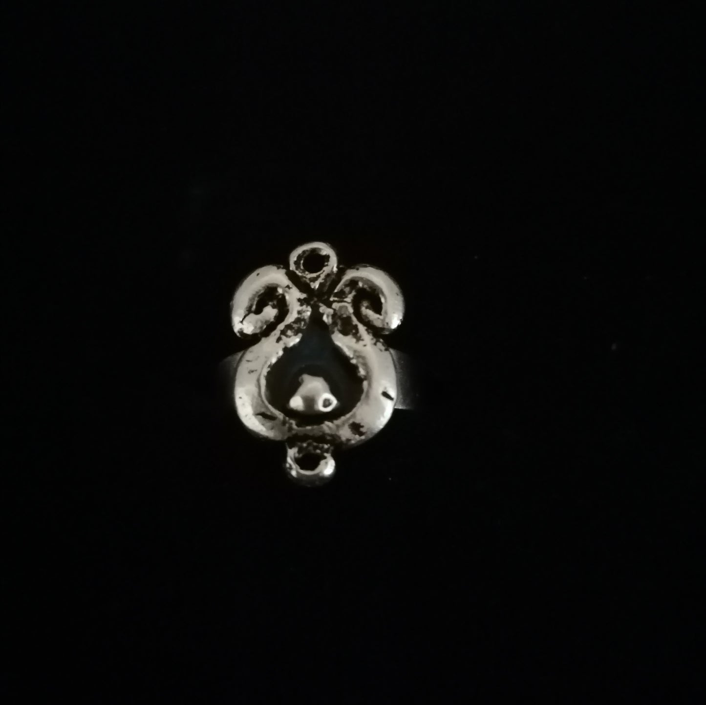 Csavart tulipán gyűrű