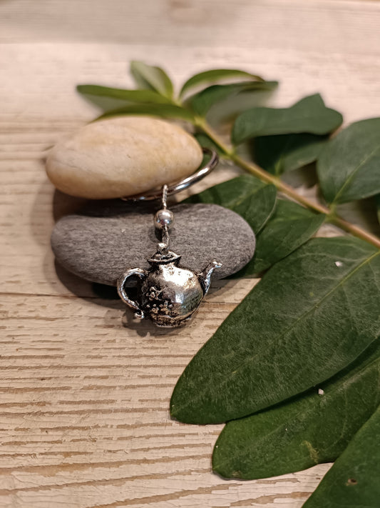 Kis kanna táskadísz