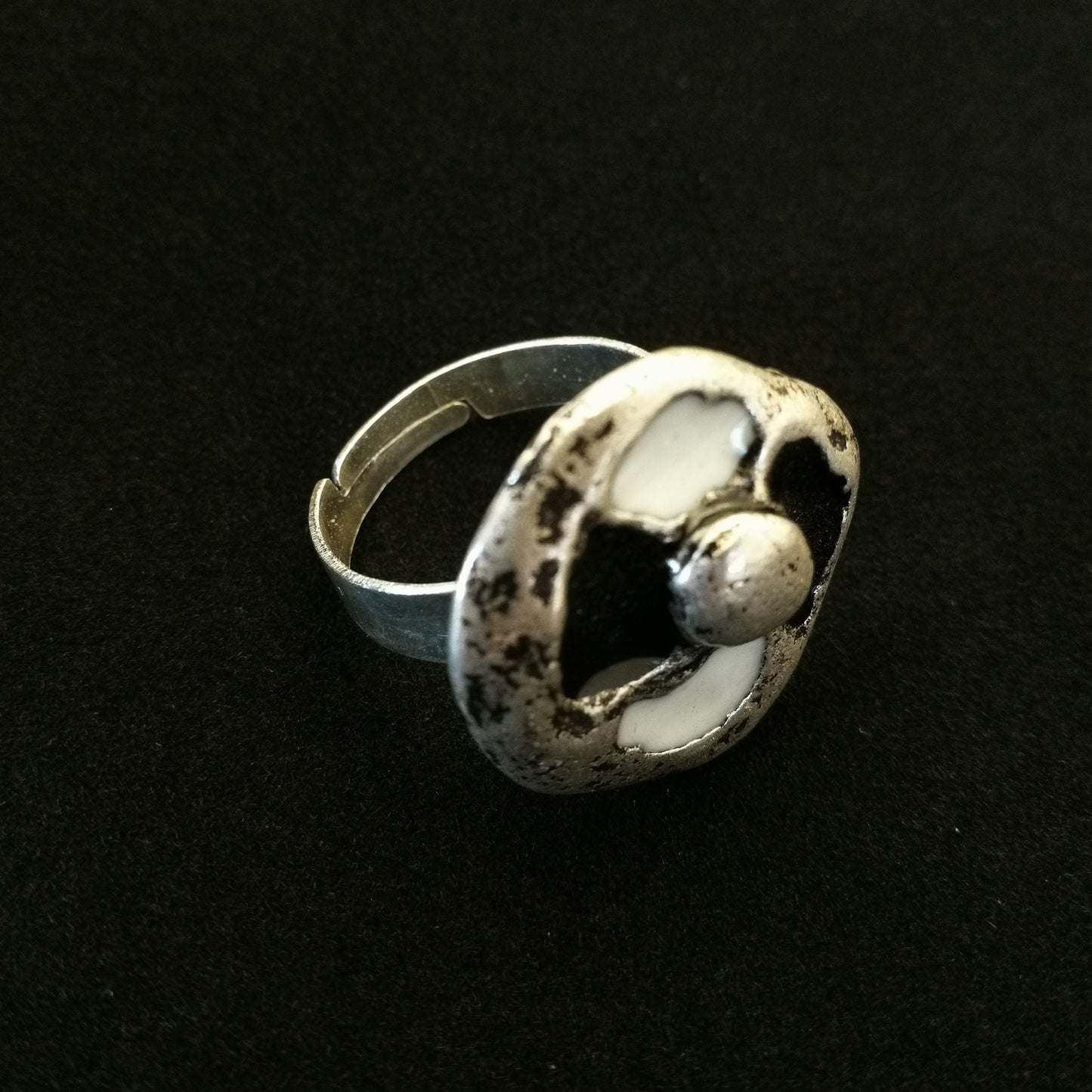 Kis kör gaudi gyűrű