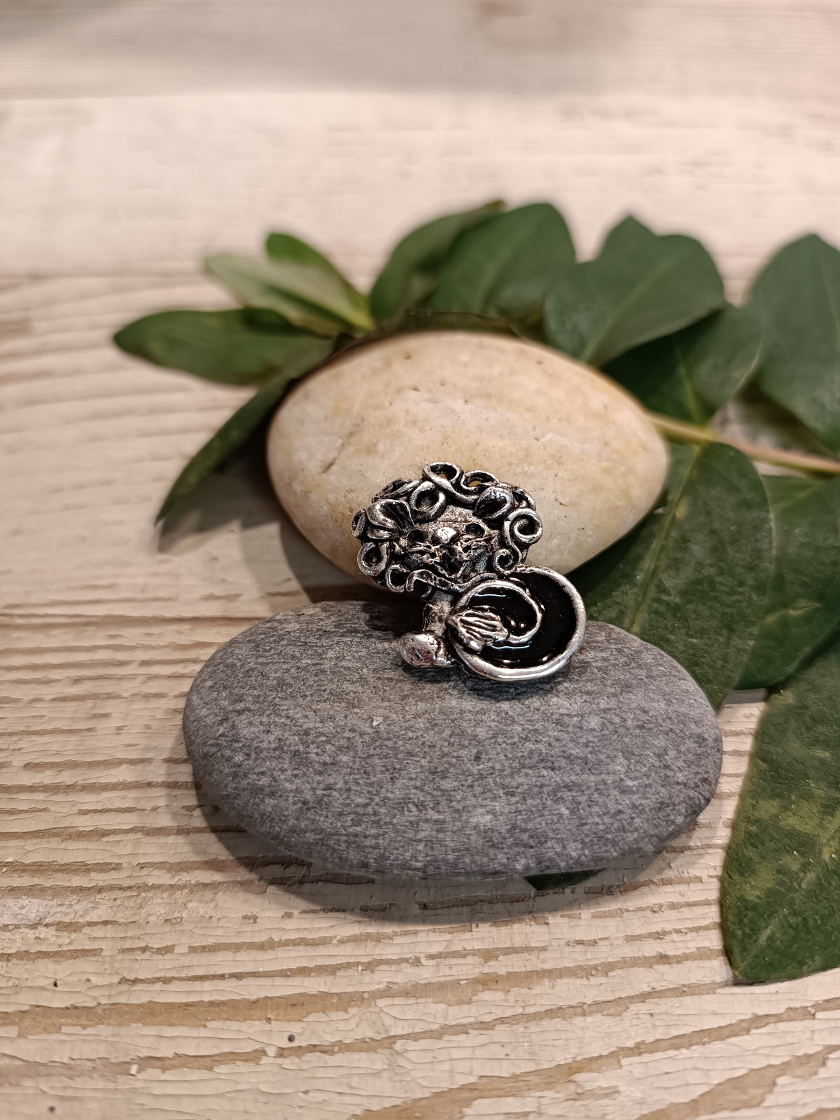 Kisoroszlán táskadísz