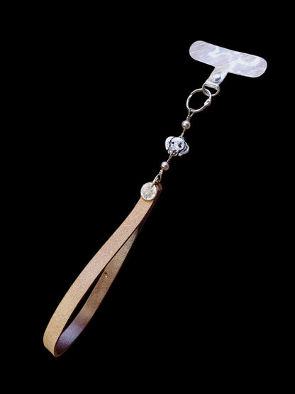 Kicsi kutyafej csuklóra akasztható valódi bőr telefontartó