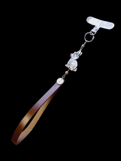 Nyuszi csuklóra akasztható valódi bőr telefontartó