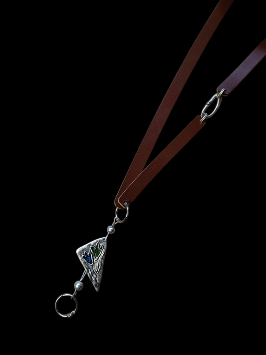 Stilizált duplatulipán vállra akasztható valódi bőr telefontartó