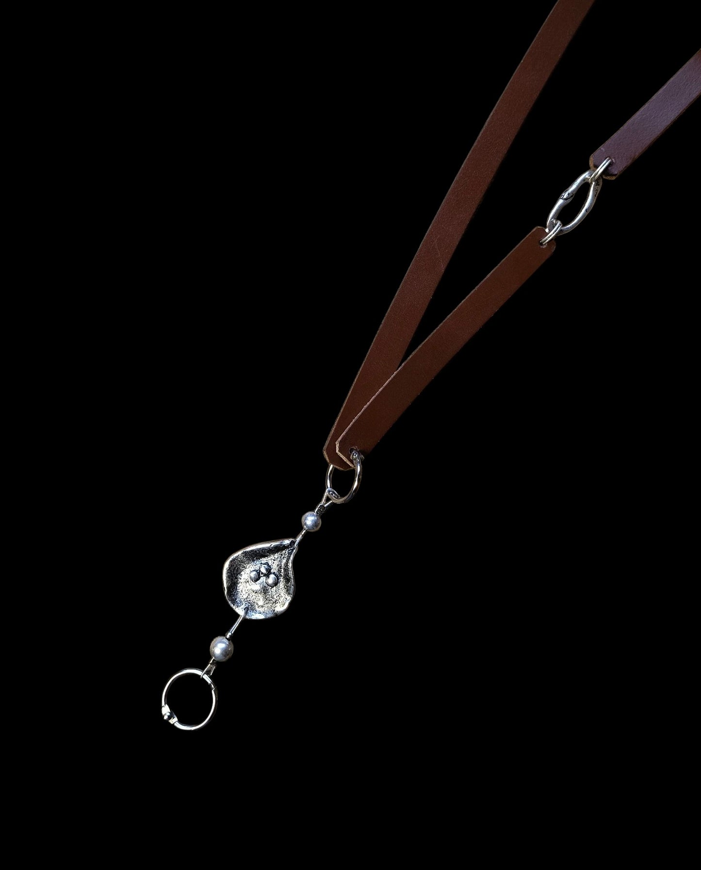 Kála vállra akasztható valódi bőr telefontartó