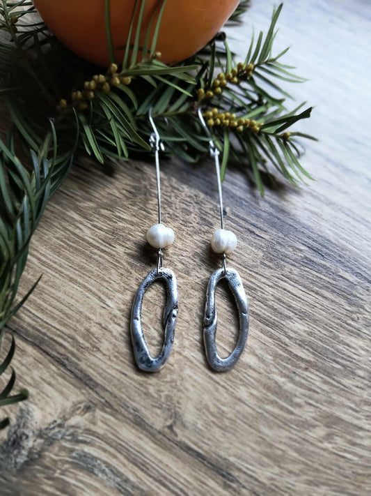 Hosszú gyöngyös pecsét fülbevaló