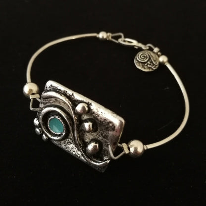 Szűr négyzet karkötő