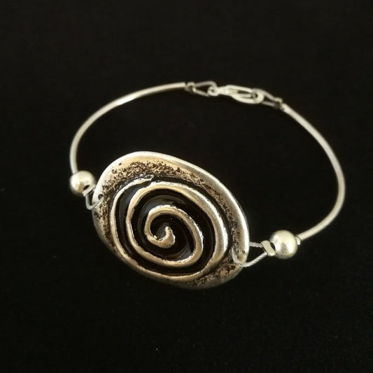 Big snail bracelet