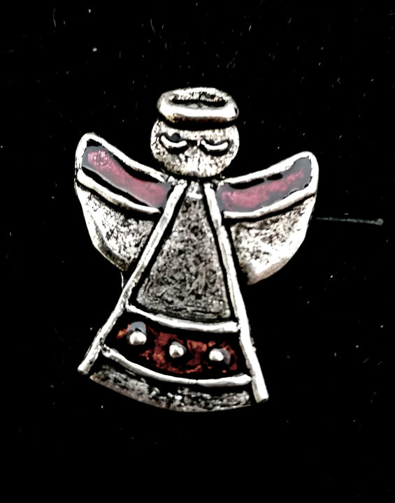 Big angel pin